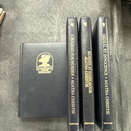Agatha Christie - faux leather set  - 4 books