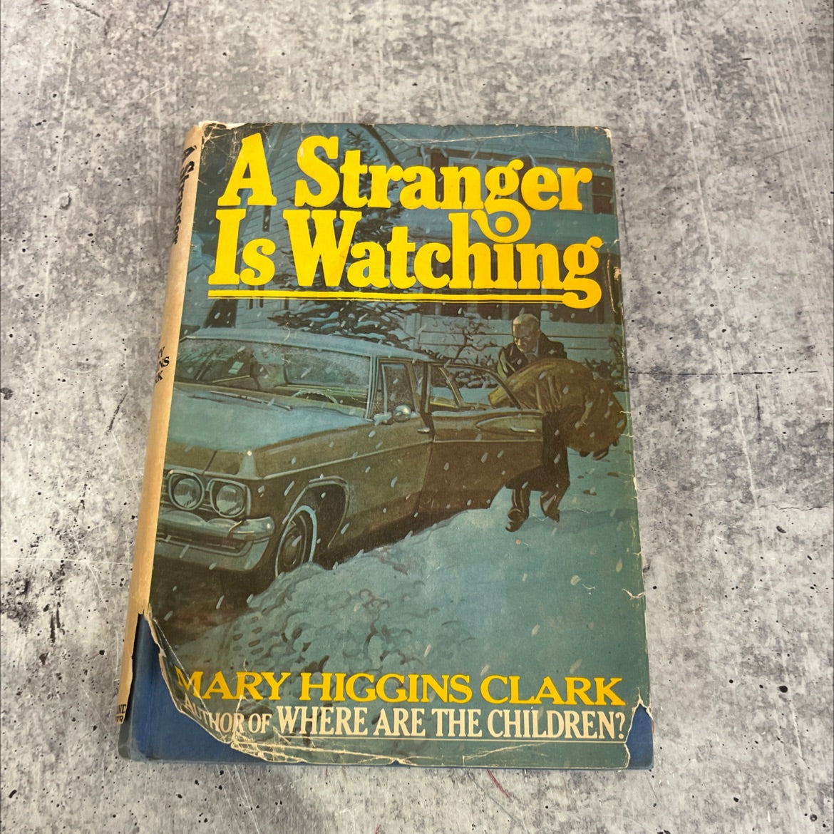 a stranger is watching book, by Mary Higgins Clark, 1977 Hardcover image 1