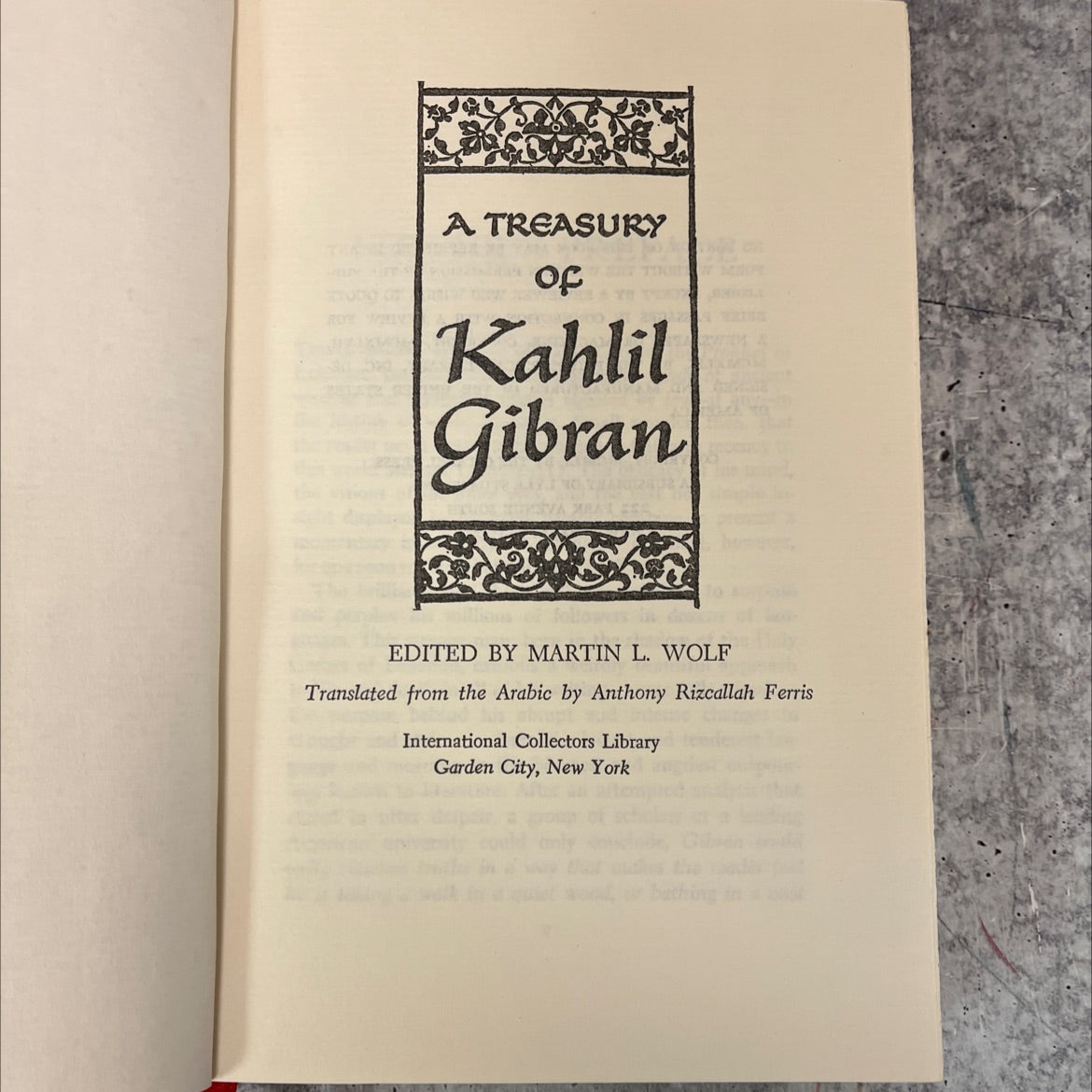 a treasury of kahlil gibran book, by kahlil gibran, 1949 Leather, Vintage image 2