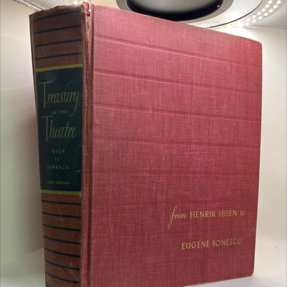 a treasury of the theatre book, by john gassner, 1960 Hardcover image 1