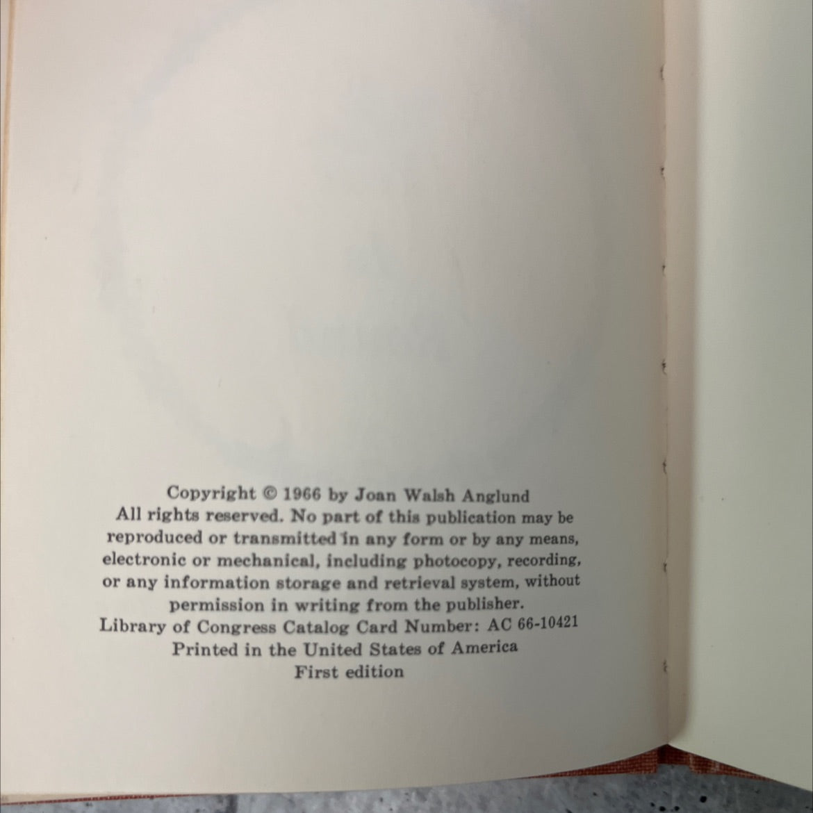 a year is round book, by joan walsh anglund, 1966 Hardcover, First Edition, Vintage image 3