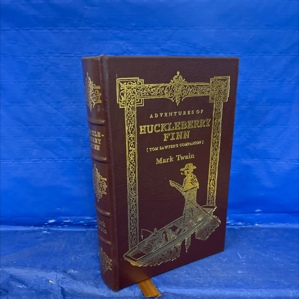 adventures of huckleberry finn [tom sawyer's companion] book, by mark twain, 1994 Leather image 1