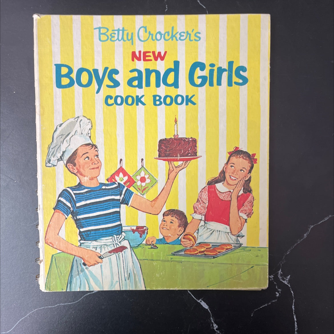 betty crocker's new boys and girls cookbook book, by betty crocker, 1965 Hardcover, Vintage image 1