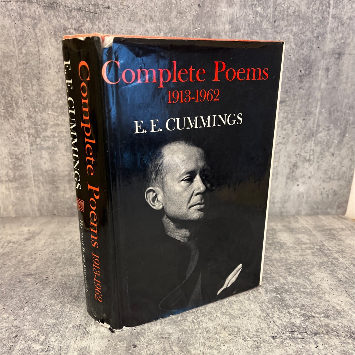 complete poems 1913-1962 book, by e. e. cummings, 1962 Hardcover, First Edition, Vintage image 1