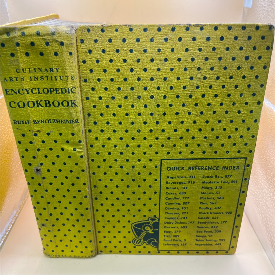 culinary arts institute encyclopedic cookbook book, by ruth berolzheimer, 1948 Hardcover image 1