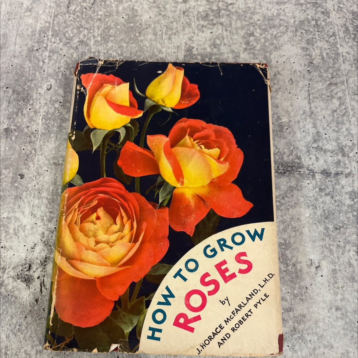 dainty bess how to grow roses book, by j. horace mcfarland, 1937 Hardcover image 1