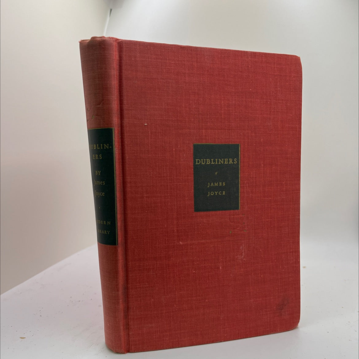 dubliners book, by james joyce, Unknown Hardcover image 1