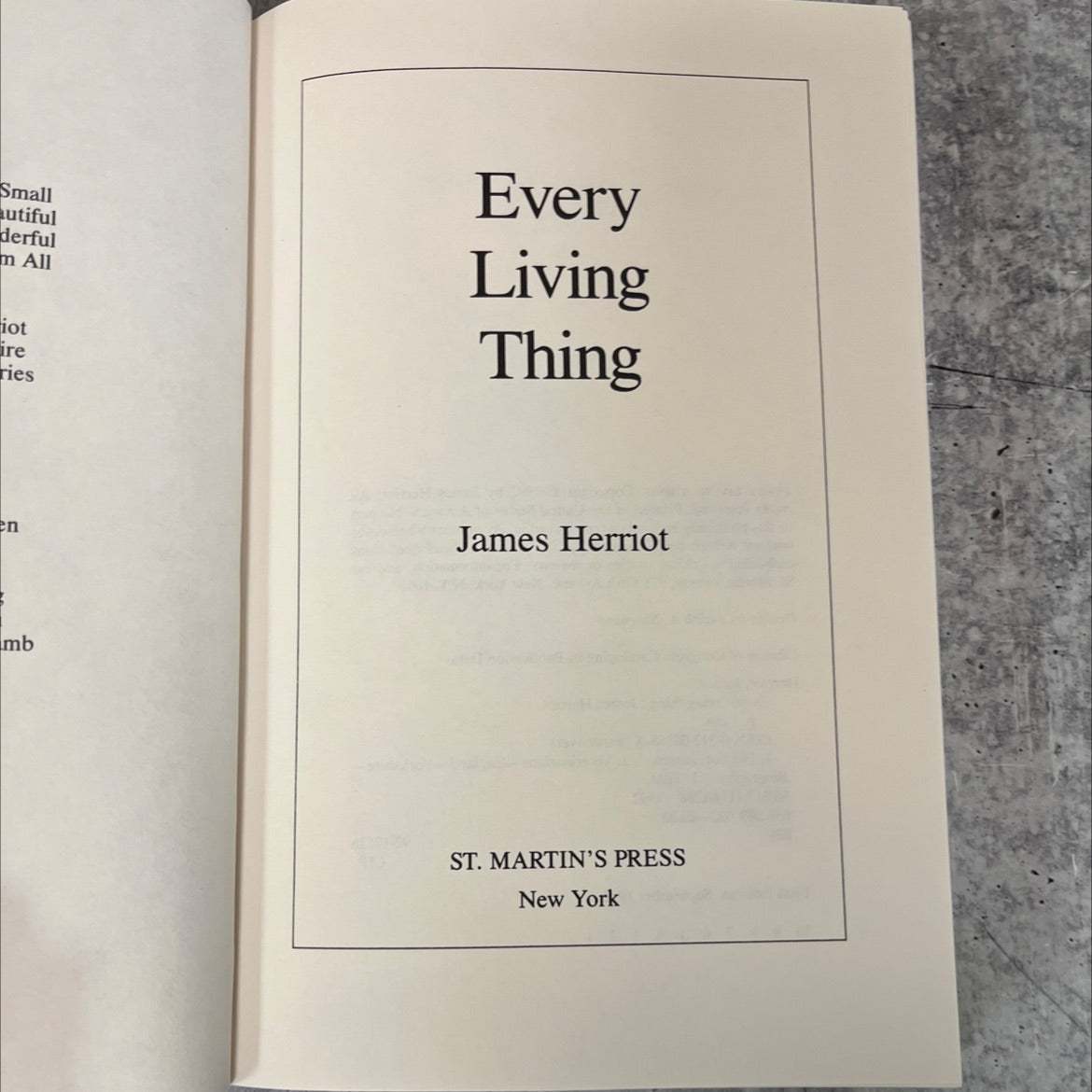 every living thing book, by james herriot, 1992 Hardcover, First Edition image 2