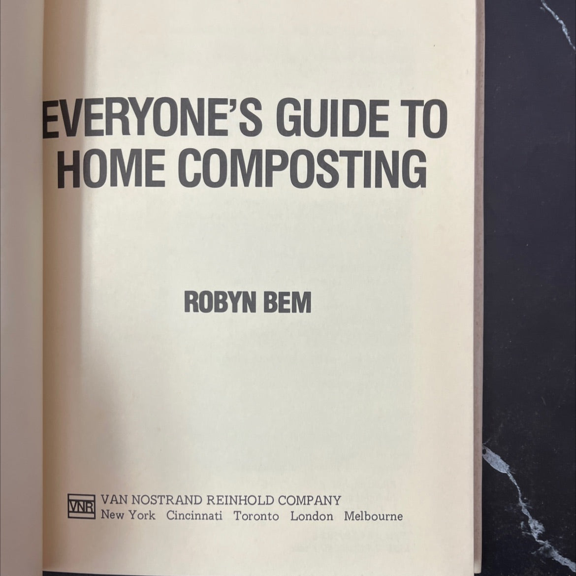 everyone's guide to home composting book, by robyn bem, 1978 Hardcover, First Edition, Vintage image 2