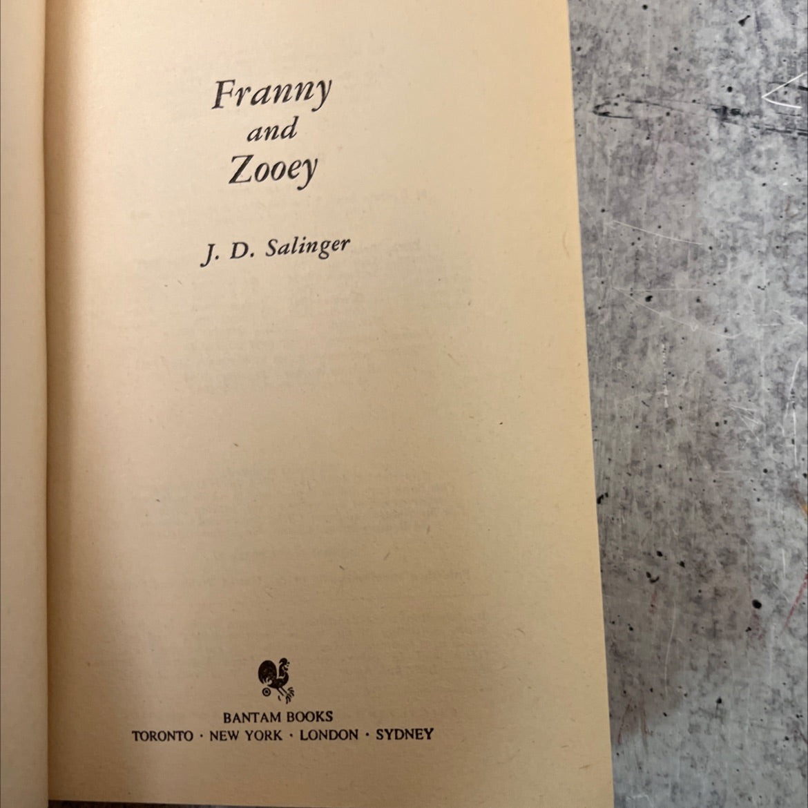 franny and zooey book, by j. d. salinger, 1964 Paperback, Vintage image 2