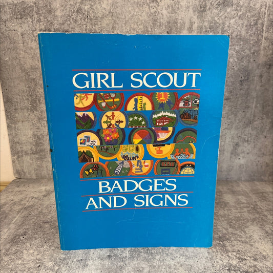 girl scout badges and signs book, by A.V. H A K N G, 1990 Paperback image 1