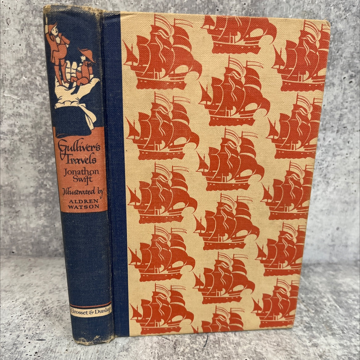 gulliver's travels book, by jonathan swift, 1947 Hardcover, Vintage image 1