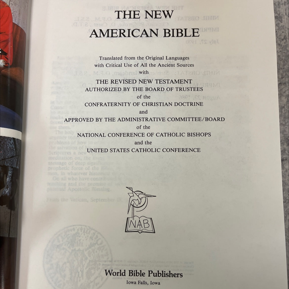 holy bible: the new american bible book, by confraternity of christian doctrine, 1986 Hardcover, Red Letter Edition image 2