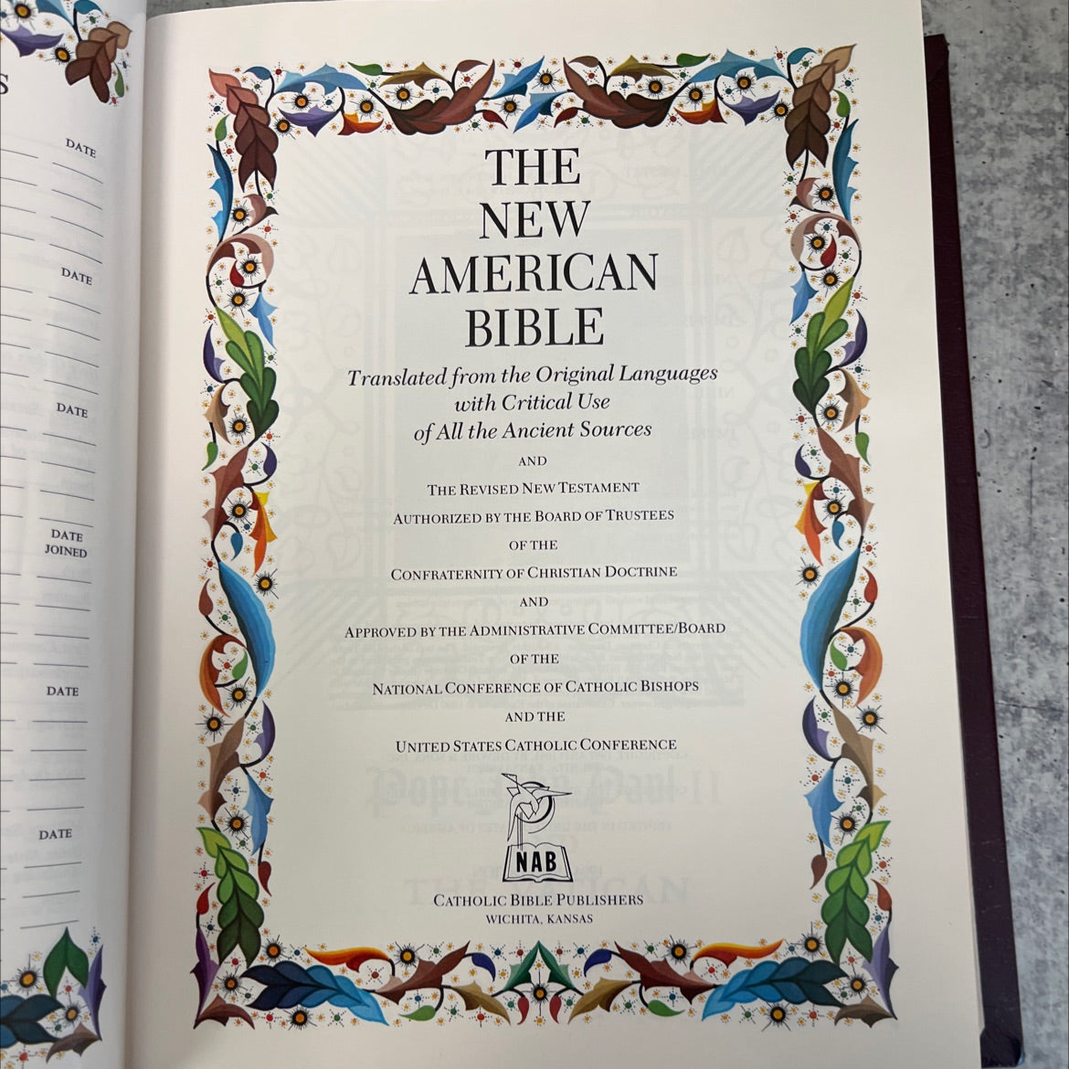 holy bible: the new american bible book, by unknown, 1991 Leather image 2