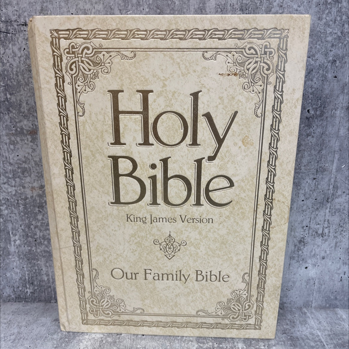 holy bible containing both the old and new testaments red letter reference edition king james version beautifully image 1