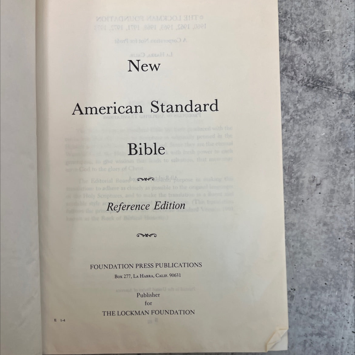 holy bible new american standard book, by the lockman foundation, 1973 Leather, Vintage image 2