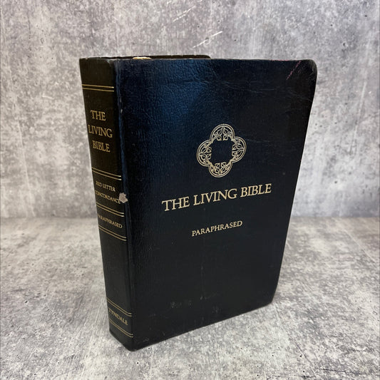 holy bible paraphrased book, by katyn cummings, 1979 Leather, Vintage image 1