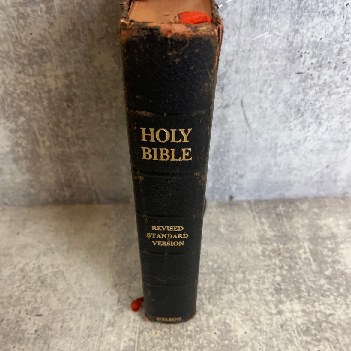 holy bible revised standard version book, by unknown, 1952 Leather image 4