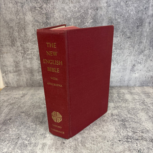 holy bible with the apocrypha book, by unknown, 1970 Hardcover, Vintage image 1