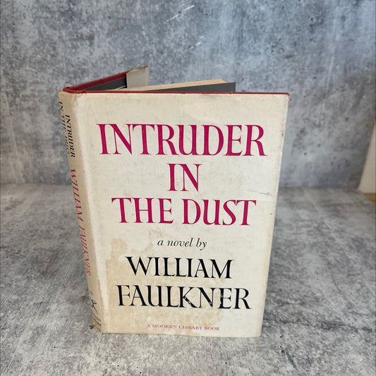 intruder in the dust book, by william faulkner, 1948 Hardcover, Vintage image 1