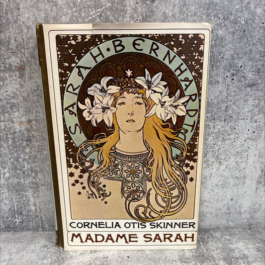 madame sarah book, by Cornelia Otis Skinner, 1967 Hardcover, Vintage image 1