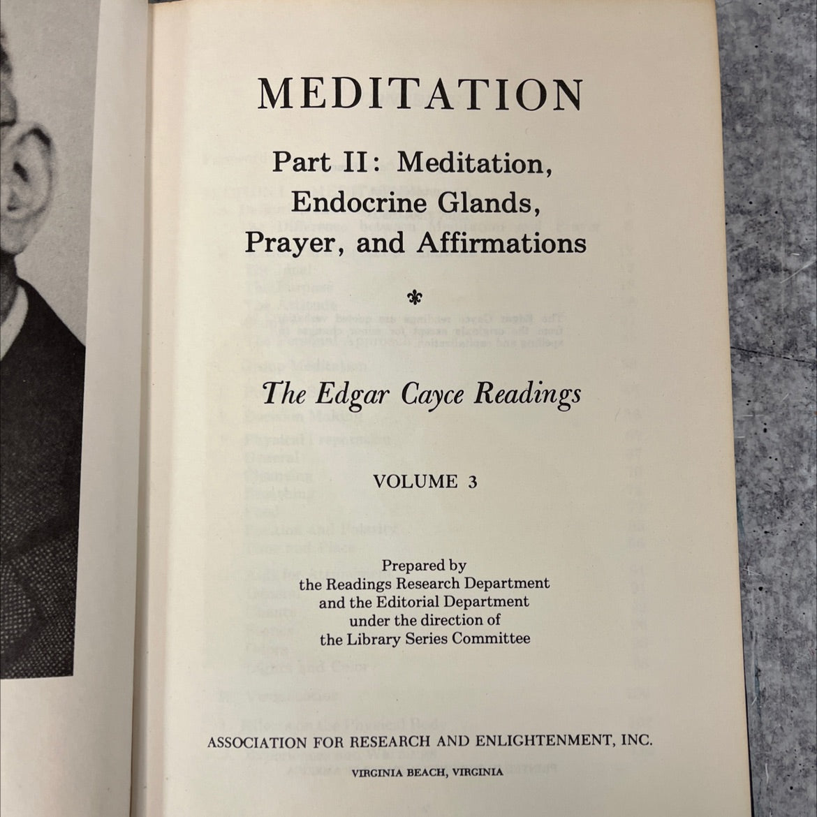 meditation part ii: meditation, endocrine glands, prayer, and affirmations book, by edgar cayce, 1975 Leather, Rare, image 2