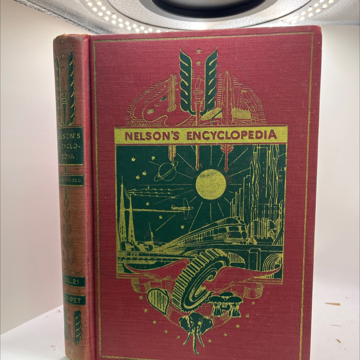 nelson's encyclopedia unabriged book, by franklin j. meine, 1940 Hardcover image 1