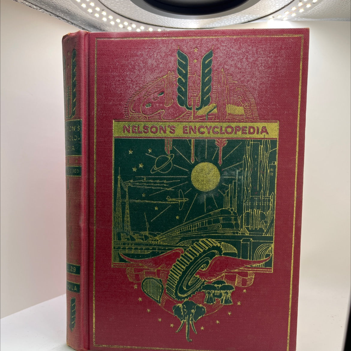 nelson's encyclopedia unabriged book, by franklin j. meine, 1940 Hardcover image 1