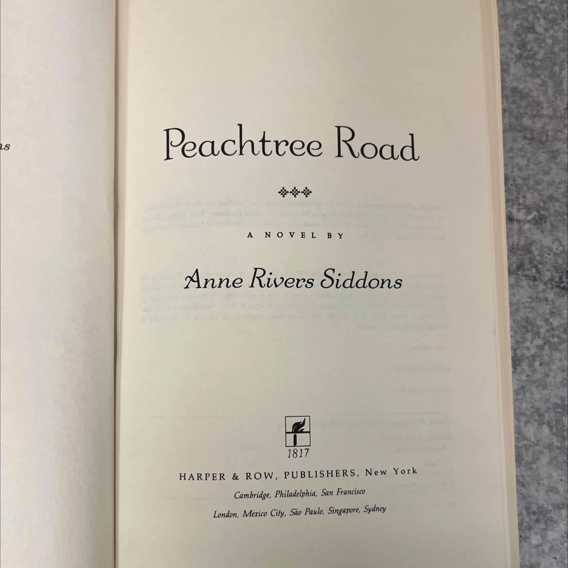 peachtree road book, by Anne Rivers Siddons, 1988 Hardcover image 2