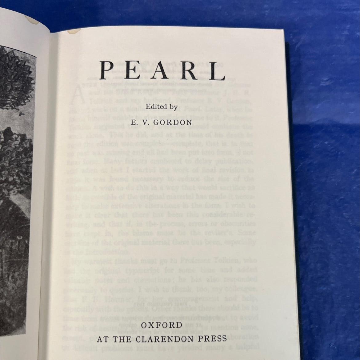 pearl book, by E. V. Gordon, 1953 Hardcover image 2