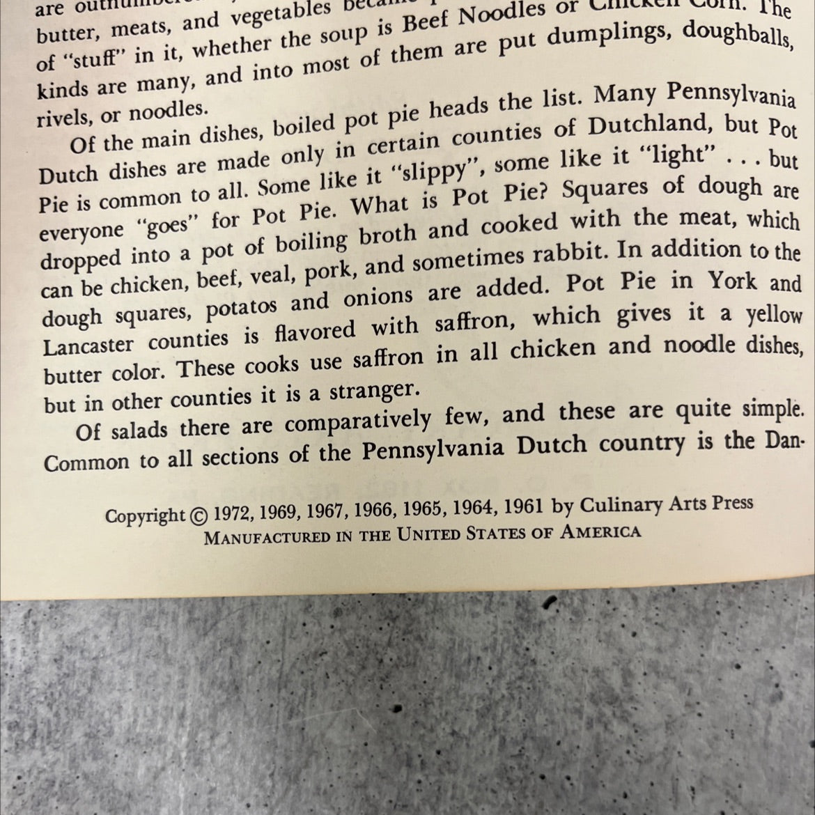 pennsylvania dutch cookbook of fine old recipes book, by claire s. davidow, 1972 Paperback image 3