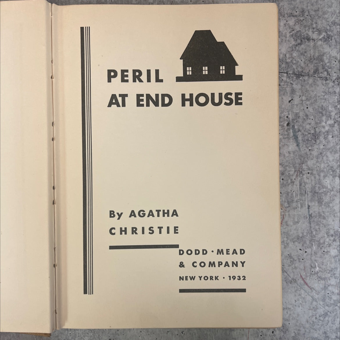 peril ii at end house book, by agatha christie, 1932 Hardcover, First Edition, Rare, Vintage image 2