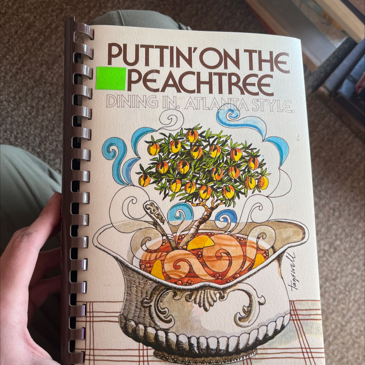 puttin' on the peachtree book, by The Junior League of DeKalb County, Georgia, 1986 Paperback image 1