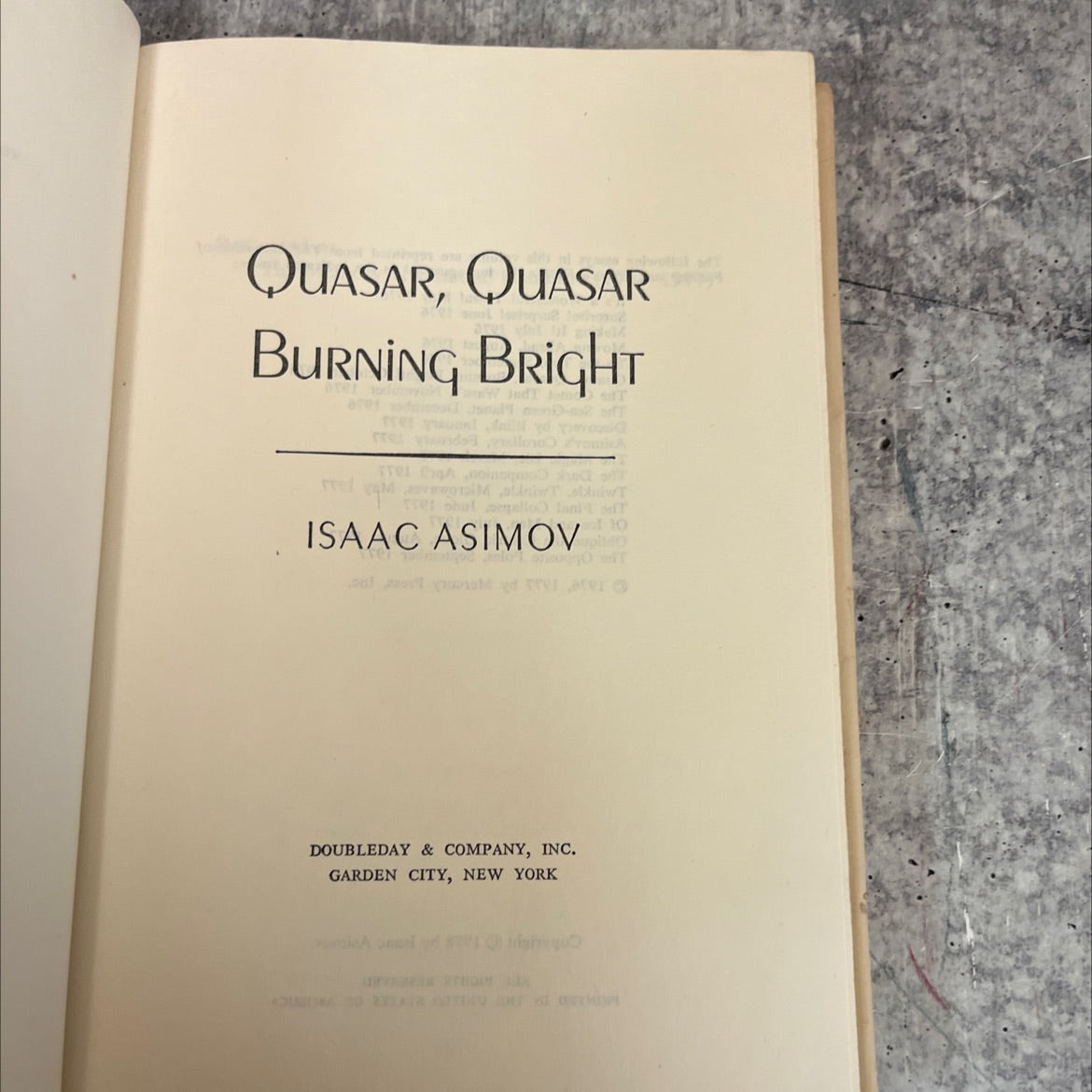 quasar, quasar burning bright book, by isaac asimov, 1978 Hardcover image 2