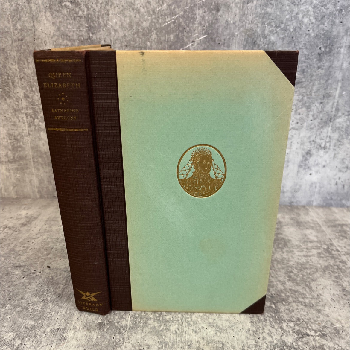 queen elizabeth book, by katharine anthony, 1929 Hardcover, First Edition, Vintage image 1