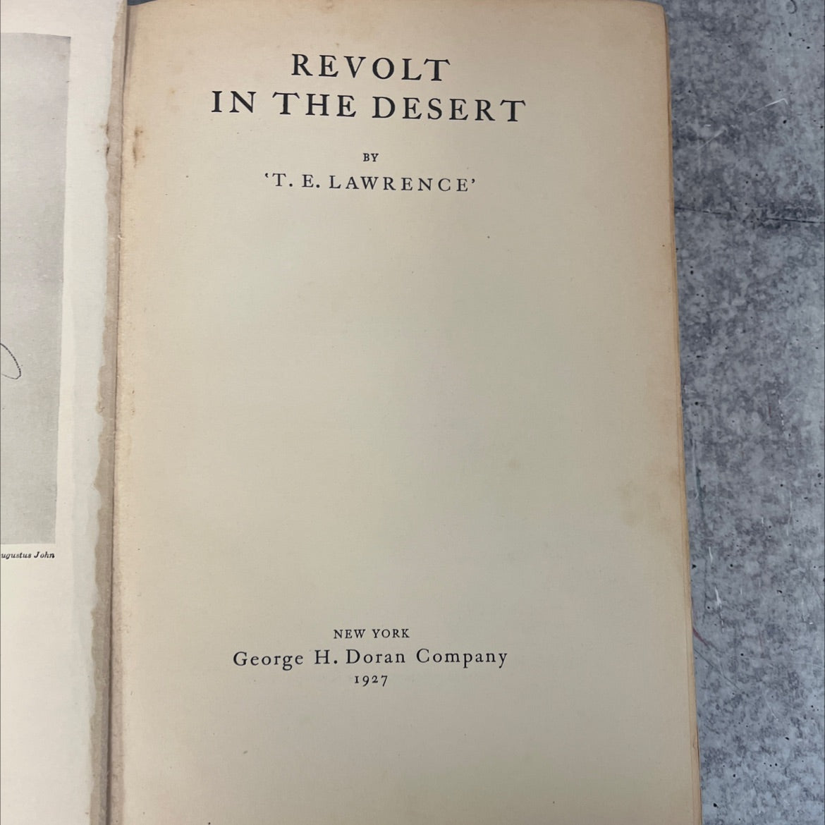 revolt in the desert book, by T. E. Lawrence, 1927 Hardcover, Vintage image 2