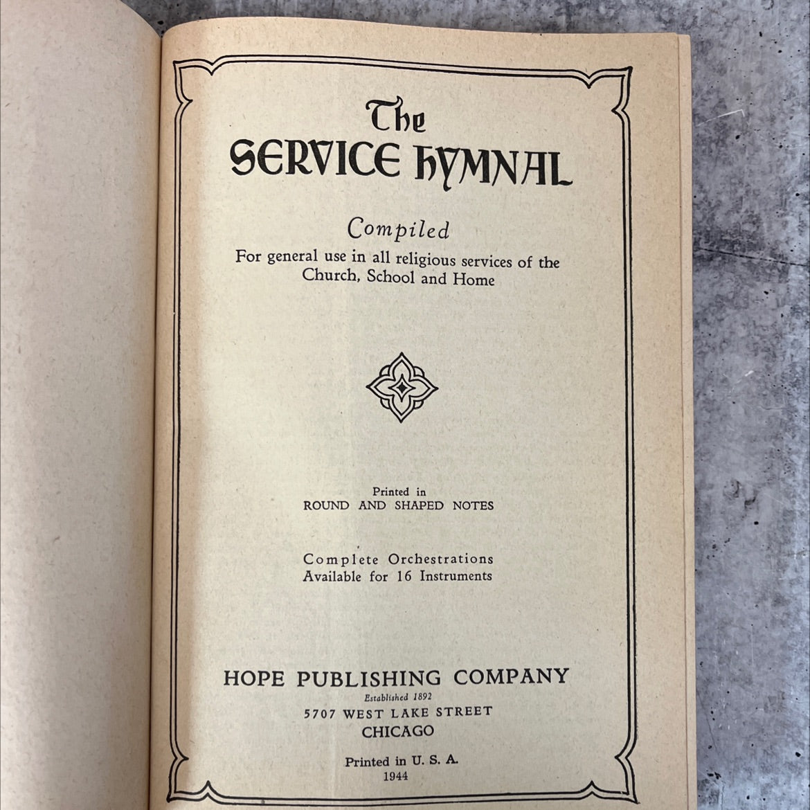 service hymnal book, by unknown, 1944 Hardcover, Vintage image 2