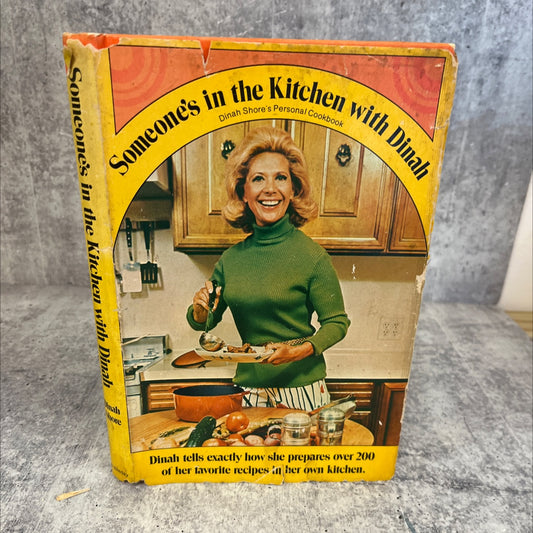 someone's in the kitchen with dinah book, by dinah shore, 1971 Hardcover image 1