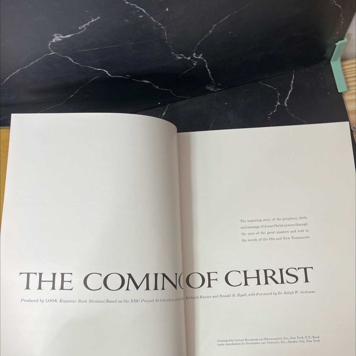 the coming of christ book, by richard hanser, donald b. hyatt, 1963 Hardcover, Vintage, Folio image 2