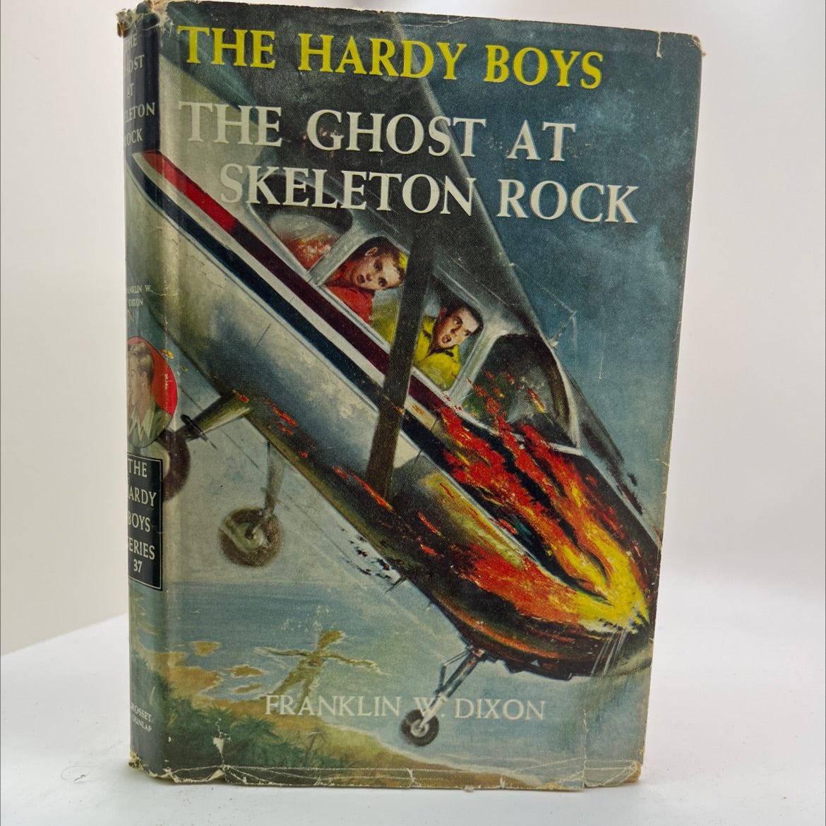 the ghost at skeleton rock book, by franklin w. dixon, 1957 Hardcover image 1