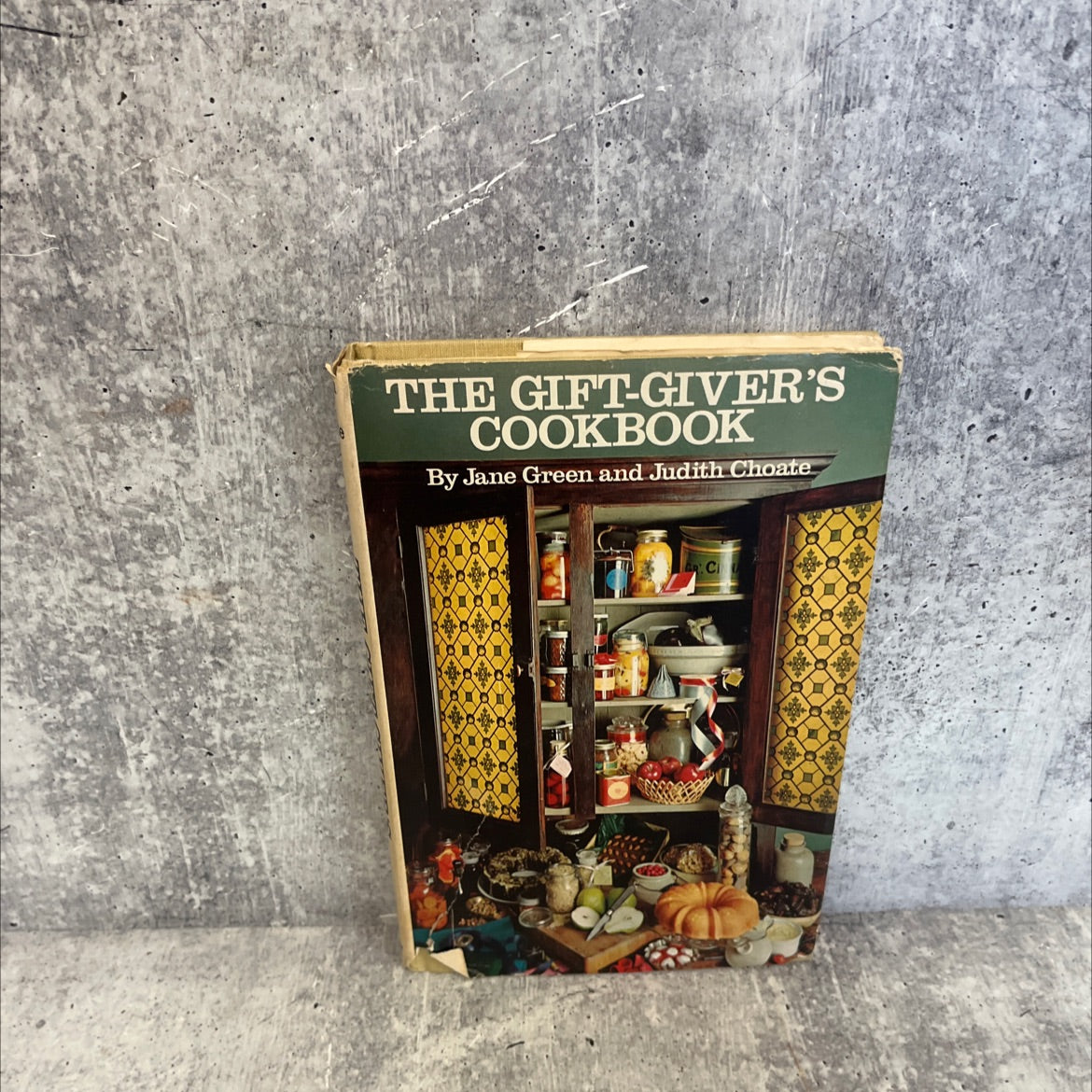 the gift-giver's cookbook book, by jane green and judith choate, 1971 Hardcover image 1