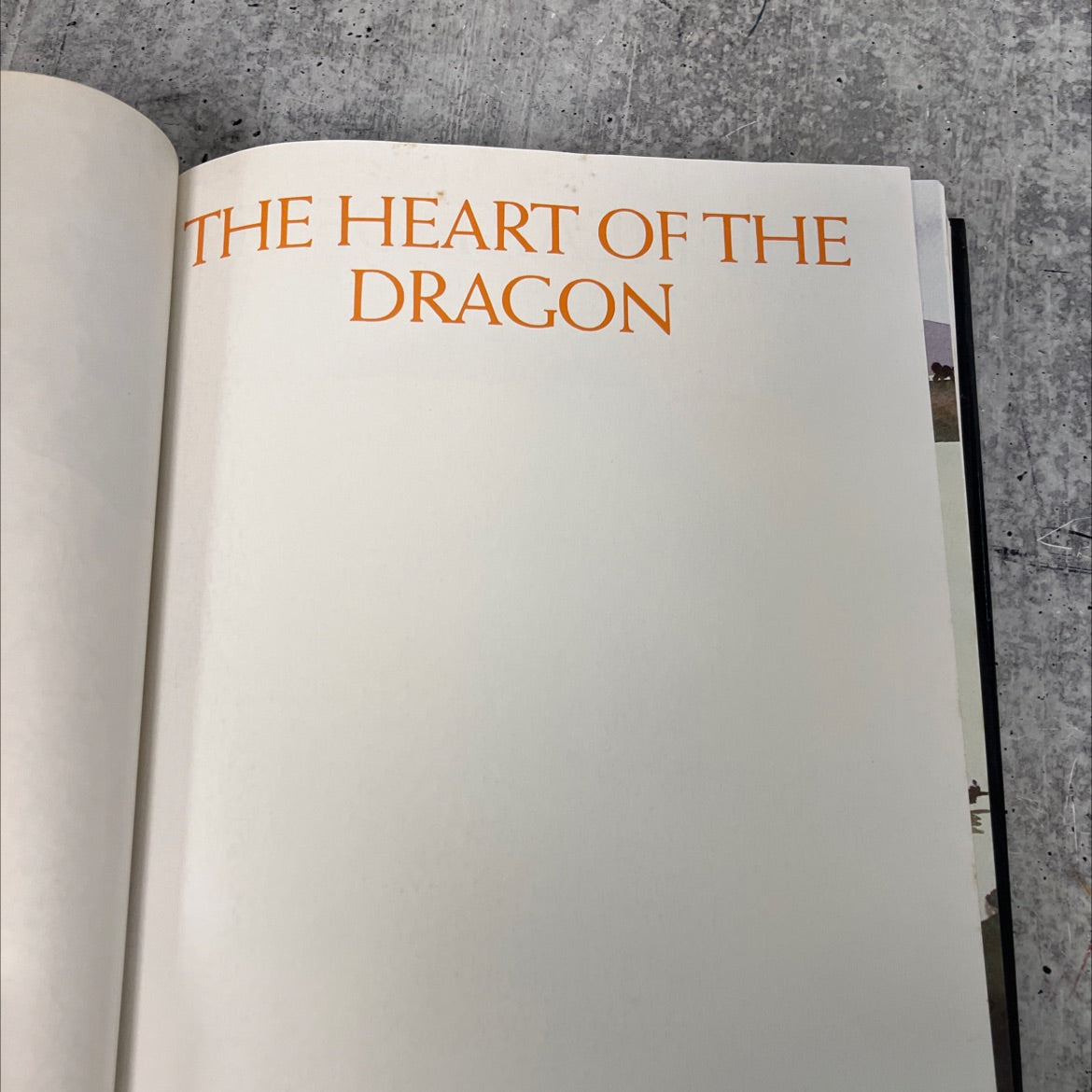 the heart of the dragon book, by Alasdair Clayre, 1985 Hardcover, Vintage image 2