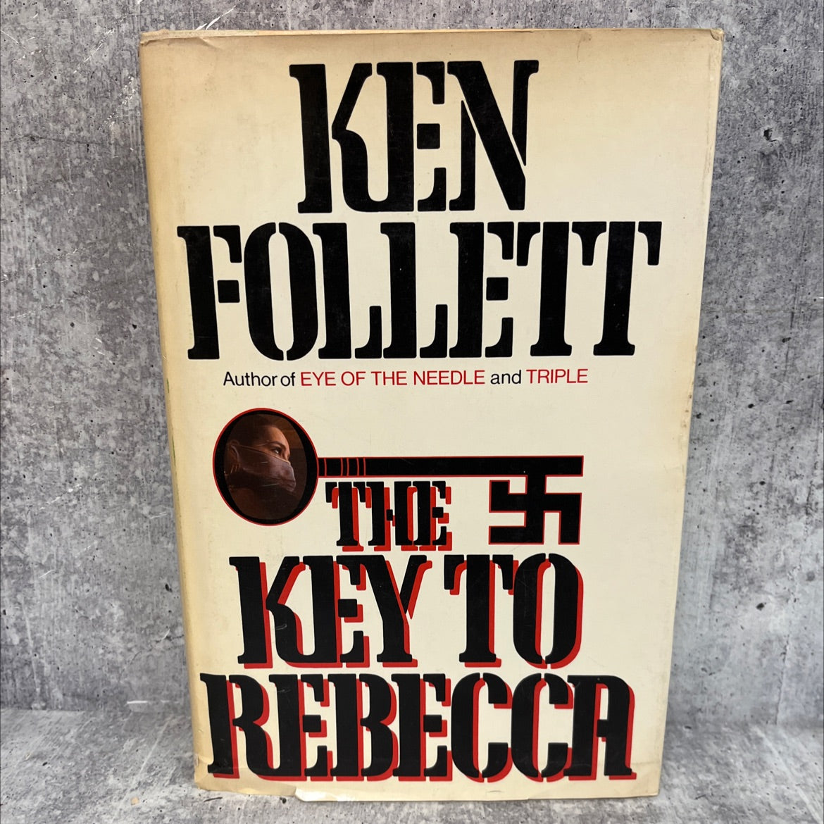 the key to rebecca book, by ken follett, 1980 Hardcover, First Edition, Vintage image 1