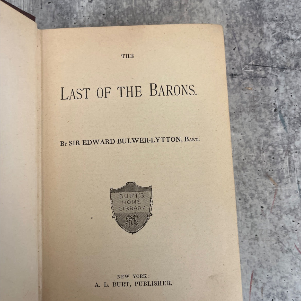 the last of the barons book, by sir edward bulwer-lytton, 1970 Hardcover image 2