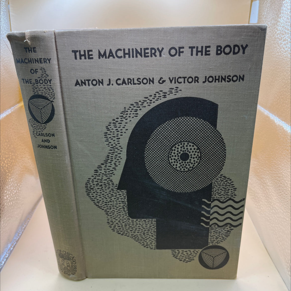 the machinery of the body book, by anton j. carlson and victor johnson, 1941 Hardcover image 1