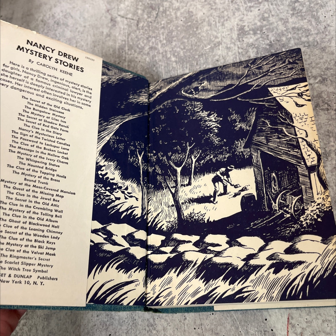 the mystery at the moss-covered mansion book, by carolyn keene, 1941 Hardcover image 4