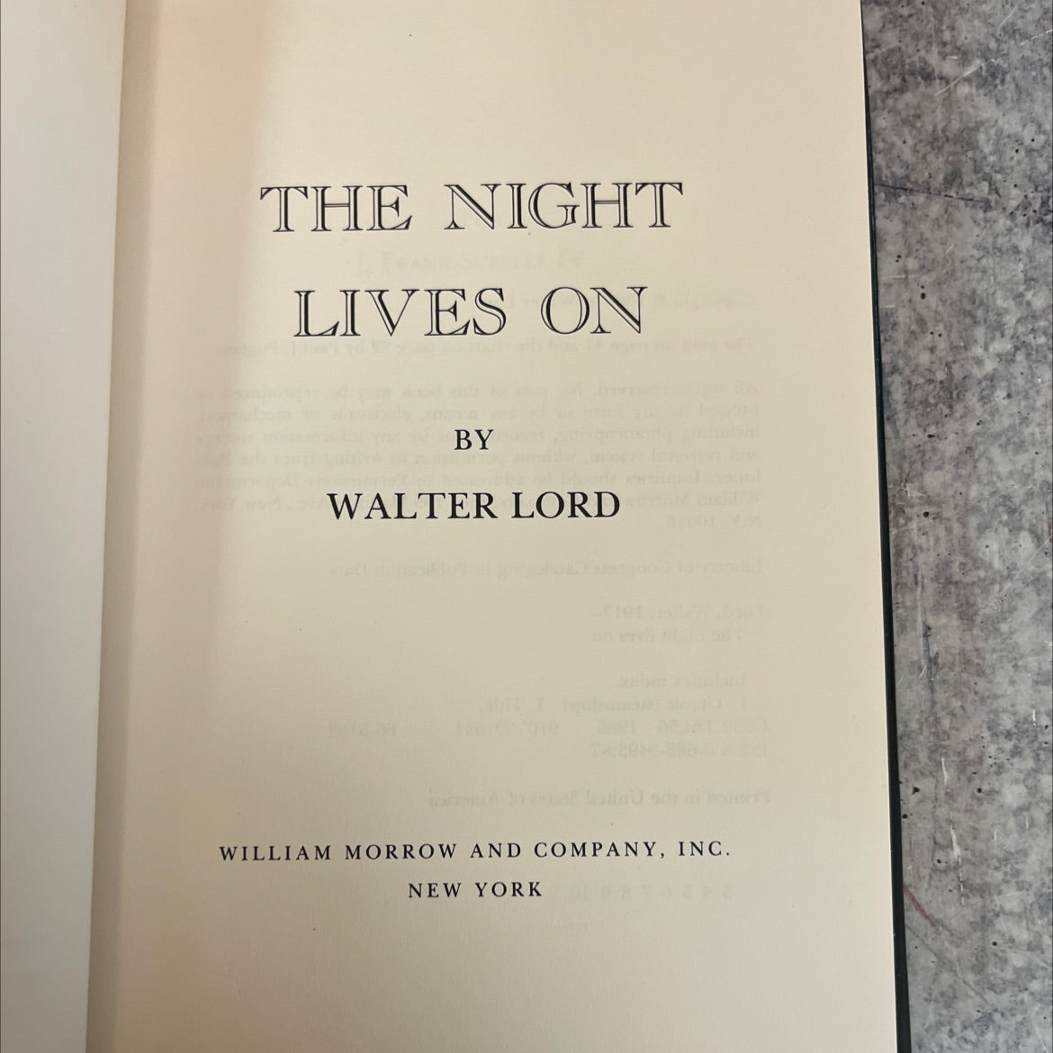 the night lives on book, by walter lord, 1986 Hardcover image 2