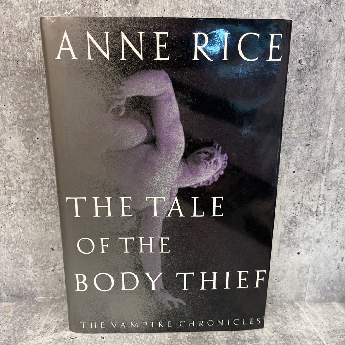 the tale of the body thief book, by anne rice, 1992 Hardcover, First Edition image 1