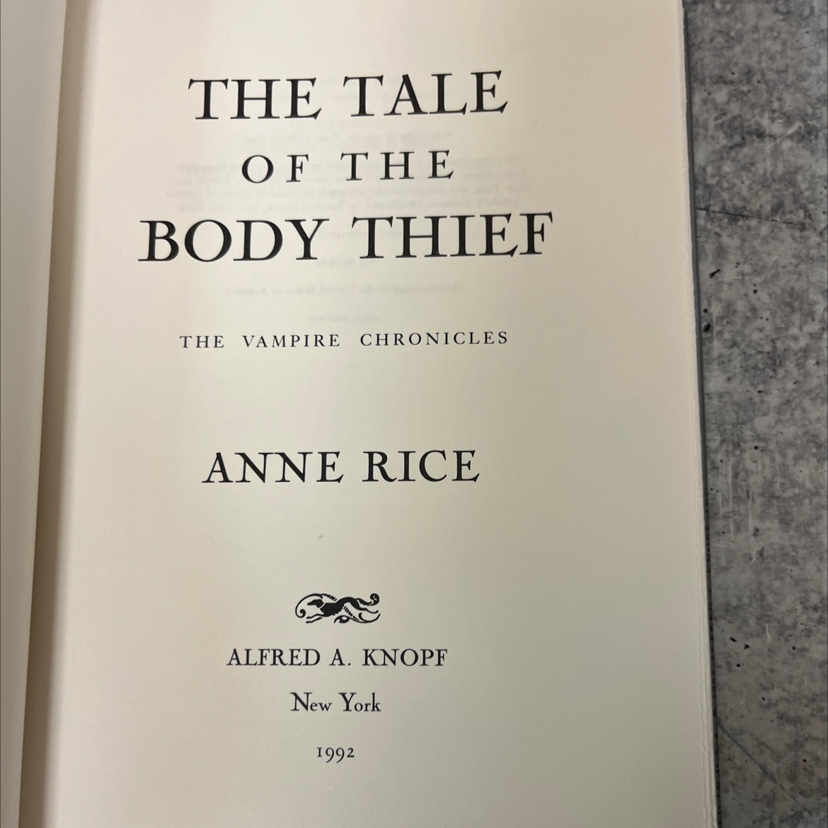 the tale of the body thief book, by anne rice, 1992 Hardcover, First Edition image 2