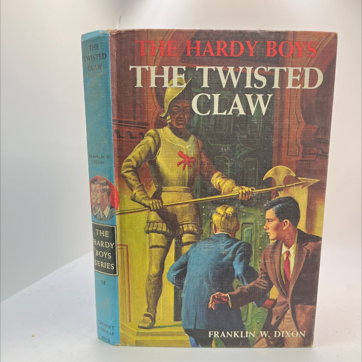 the twisted claw book, by franklin w. dixon, 1939 Hardcover image 1